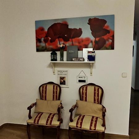Hostal Aliste Madrid Exterior photo