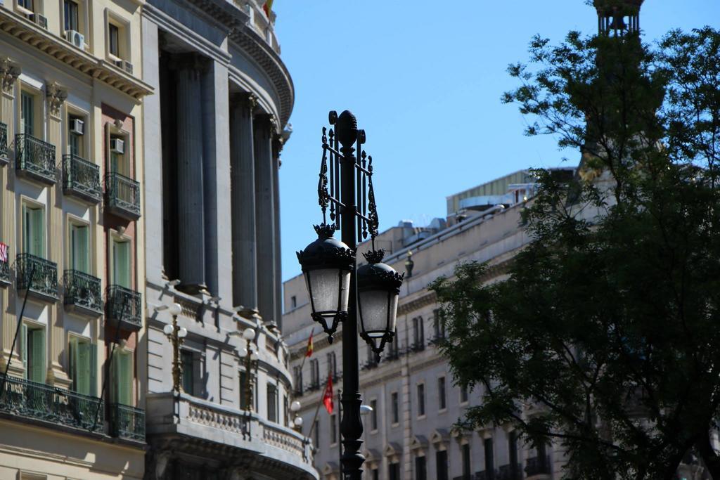 Hostal Aliste Madrid Exterior photo